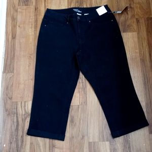 Black Time and Tru Mid-rise Capri